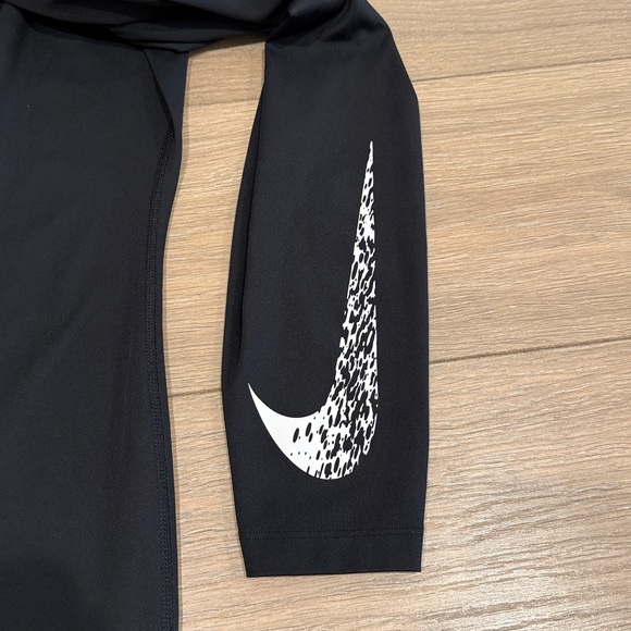 NIKE Black One Dri-Fit Swoosh Run Mid-Rise‎ 7/8 Active Running Leggings Size M - Picture 11 of 12